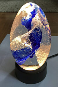 Magnus Andersson "Ljusskulptur" Glas 12,5 cm hög