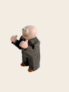 Nr 11 - Emma Amal Khanafer "Businessman 2" Stengods, 12x6x6 cm